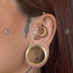 NIB Ask and Embla Eisley Crown Clicker Ring